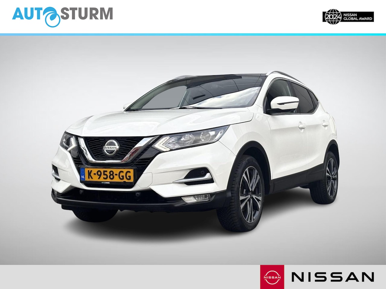 Nissan Qashqai - 1.3 DIG-T N-Connecta Design Pack | Trekhaak | Panoramadak | Apple Carplay/Android Auto | 3 - AutoWereld.nl
