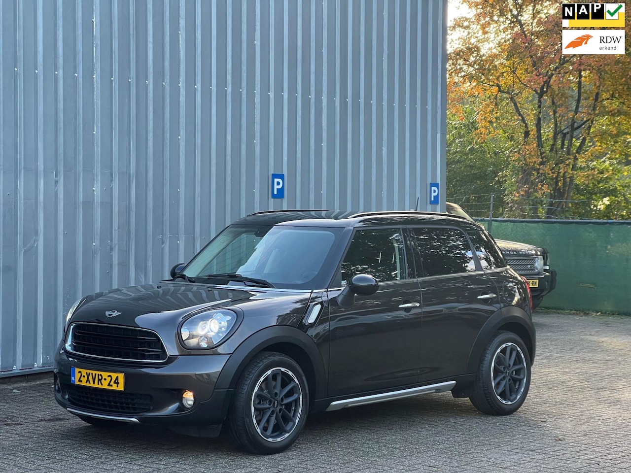 MINI Countryman - Mini 1.6 Cooper D / Black Optik / Navi / Orig. NL / Top historie! - AutoWereld.nl