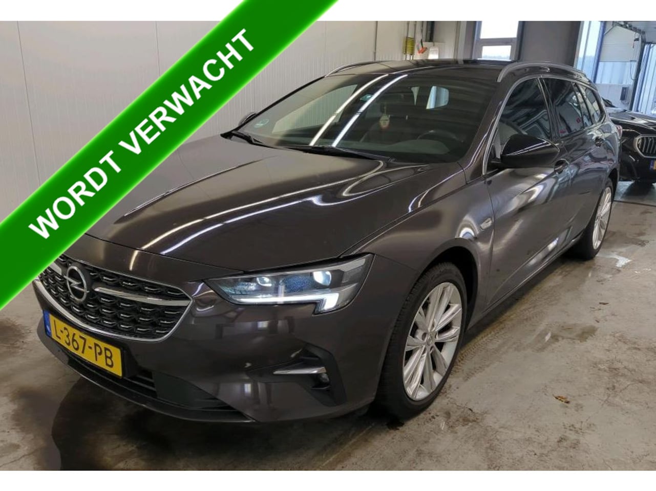 Opel Insignia Sports Tourer - 1.5 CDTI Business Elegance / Leder / Trekhaak / Pdc.+Camera / Stoel-Stuurverwarming / Xeno - AutoWereld.nl