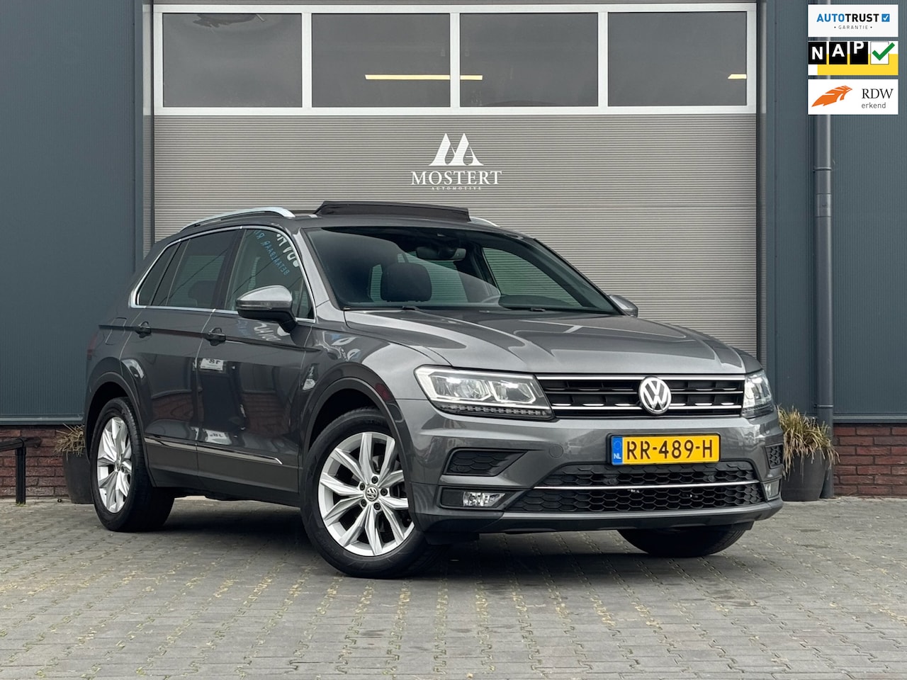 Volkswagen Tiguan - 1.4 TSI/150pk ACT Highline|2018|Automaat|Pano|NAP|Trekhaak|Stoelverw.|Adaptive cruise|Ergo - AutoWereld.nl
