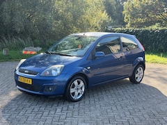 Ford Fiesta - 1.4-16V Futura AIRCO I NWE APK I GOED ONDERHOUDEN
