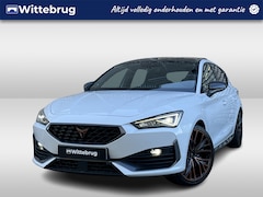 CUPRA Leon - 1.4 e-Hybrid 245PK VZ Performance / Panoramadak / Supersport Stuur / Achteruitrijcamera /