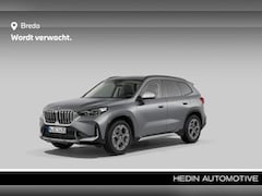 BMW X1 - sDrive18i | X Line | Harman Kardon | Parkeerhulpsysteem | Grootlichtassistent | Stoel / St