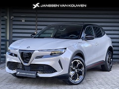 Alfa Romeo Junior - 1.2 Turbo 136pk eDCT6 Ibrida Speciale