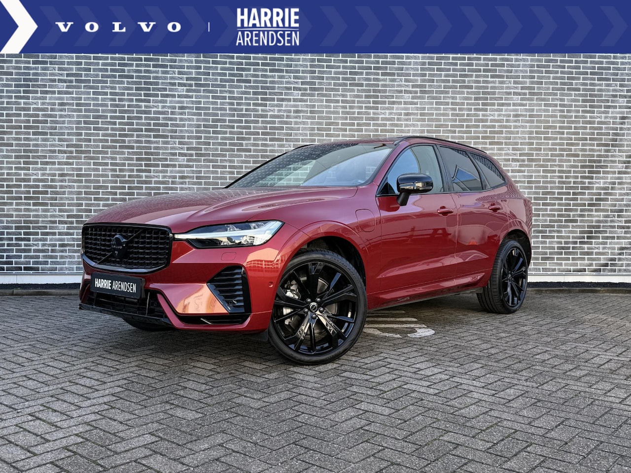 Volvo XC60 - T6 Plug-in hybrid AWD Plus Black Edition | Adaptieve Cruise Control | Panoramadak | 21" Ve - AutoWereld.nl