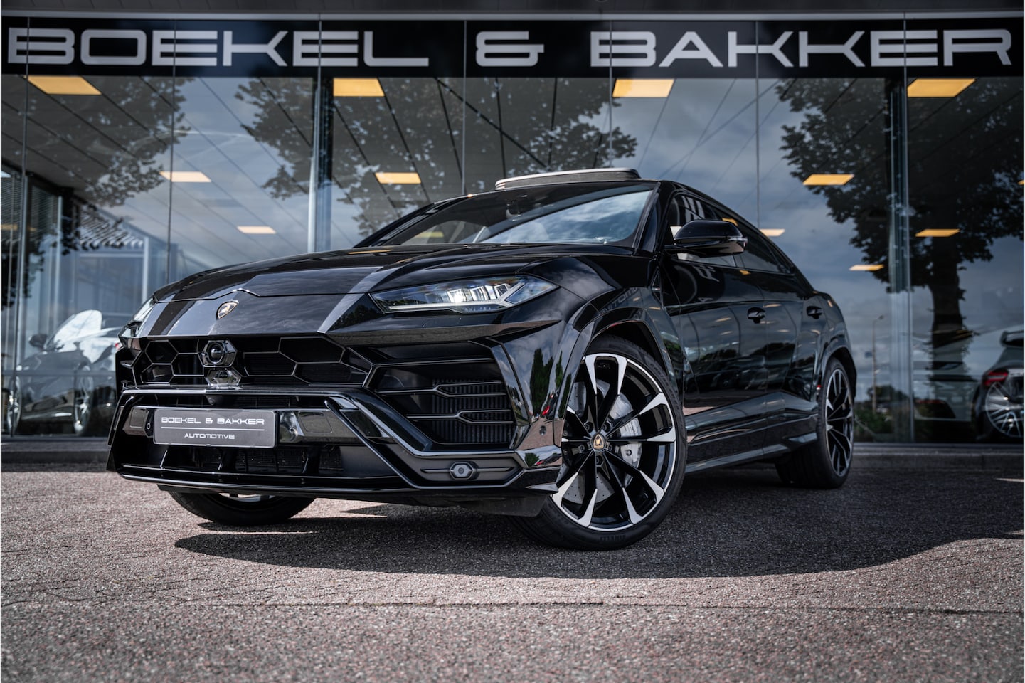 Lamborghini Urus - 4.0 V8 (650pk) ** Panodak ** Advanced B&O 3D ** Massage ** 23inch - AutoWereld.nl