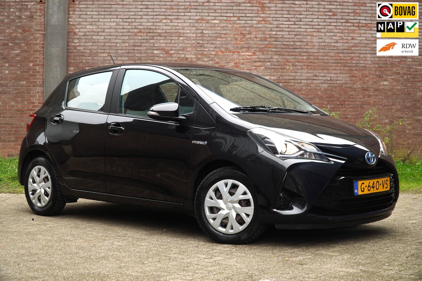 Toyota Yaris - 1.5 Hybrid Active 1.5 Hybrid Active, Cruise-en Climat-control, Navigatie, A.rij camera, Ned.Auto - AutoWereld.nl