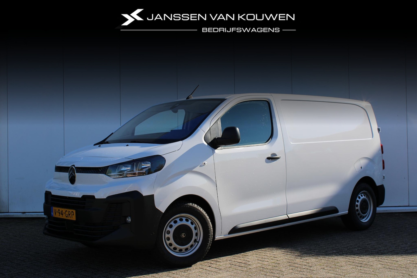 Citroën Jumpy - 1.5 BlueHDI 120 pk L2 Parkeercamera / Apple Carplay / Android Auto - AutoWereld.nl