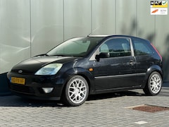 Ford Fiesta - 1.6 Futura 2005, Airco, Nieuwe APK, Nap, Nieuwe Banden, 16 inch LM