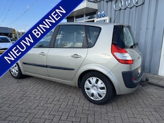 Renault Scénic - 1.6-16V Dynamique Comfort panoramadak