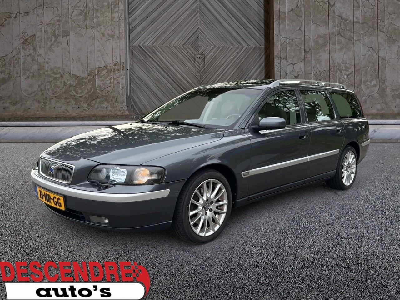 Volvo V70 - 2.3 T-5 Comfort-Line 2.3 T-5 Comfort Line - AutoWereld.nl