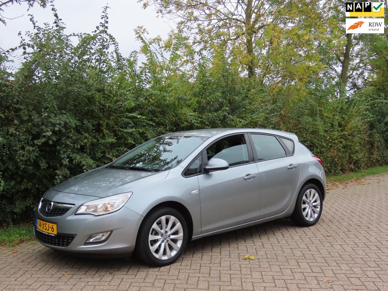 Opel Astra - 1.4 Turbo Anniversary Edition *1e EIG ! *DEALER SERVICE - AutoWereld.nl