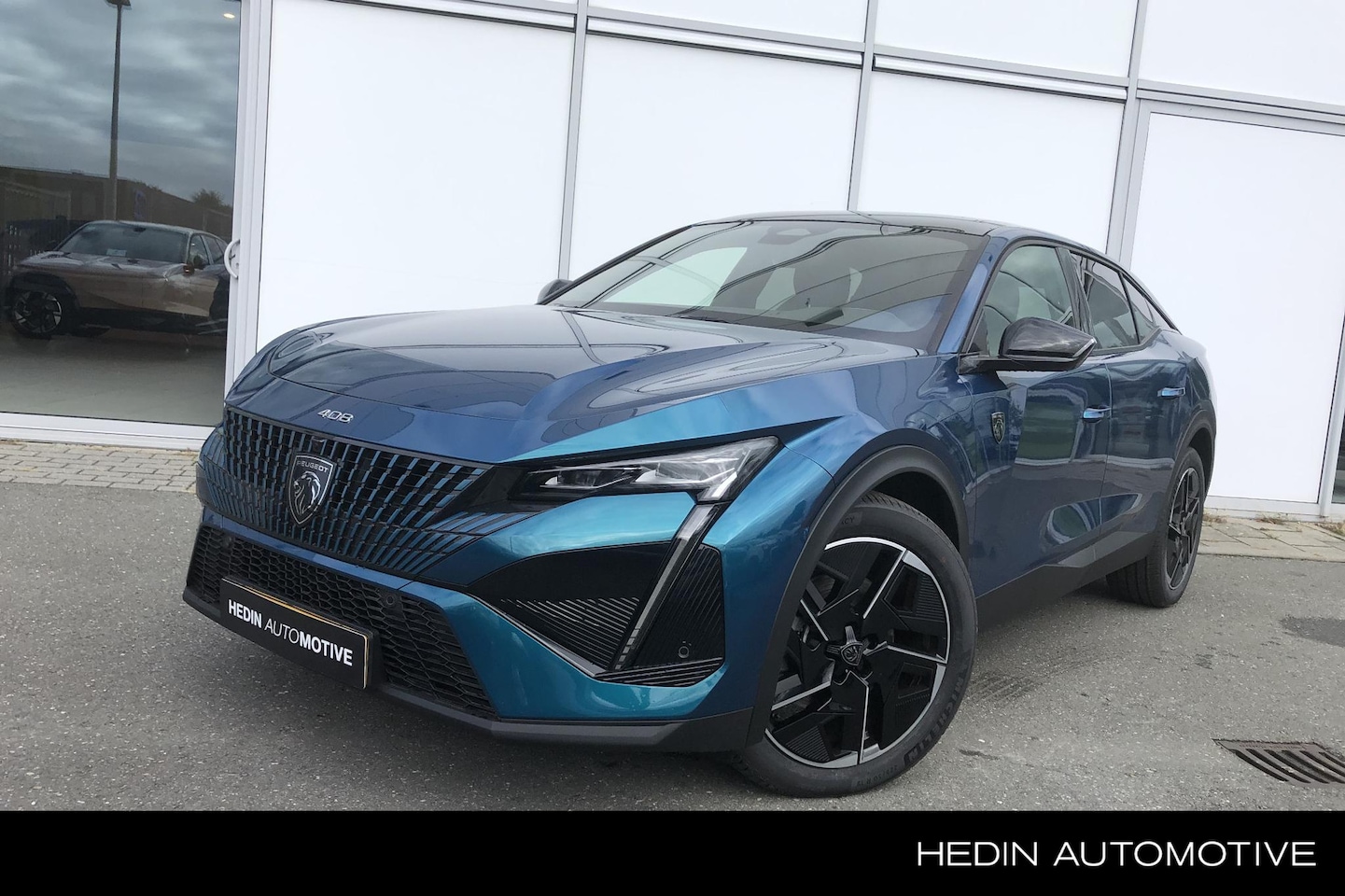 Peugeot e-408 - GT Avantage 58 kWh Navigatie | Panoramisch schuifdak | Electr.achterklep |Achteruitrijcame - AutoWereld.nl