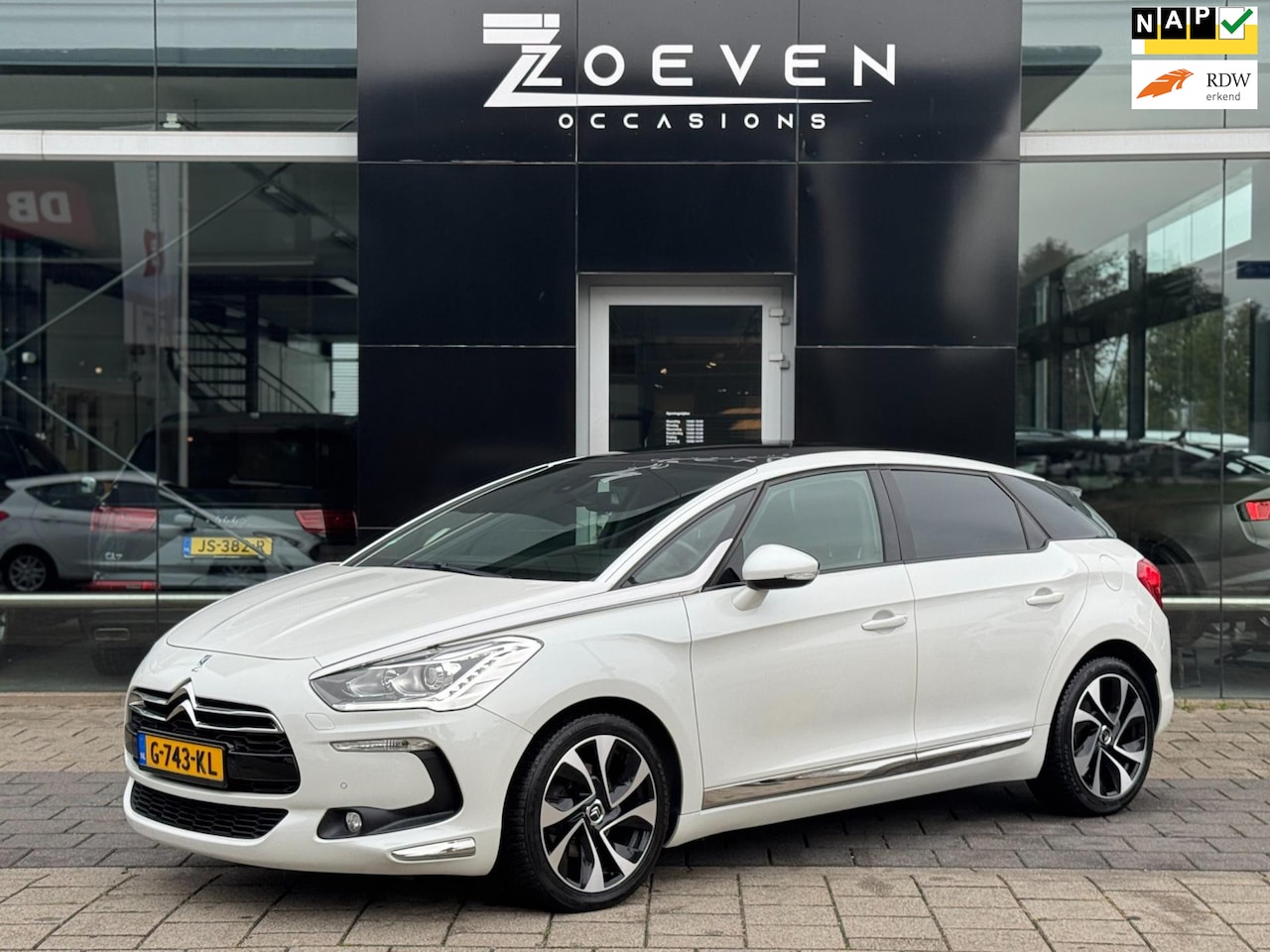 Citroën DS5 - 1.6 THP So Chic 1.6 THP So Chic - AutoWereld.nl