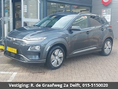 Hyundai Kona Electric - EV Premium 64 kWh | Navigatie | Schuif-/Kanteldak | 1e eigenaar | Camera |