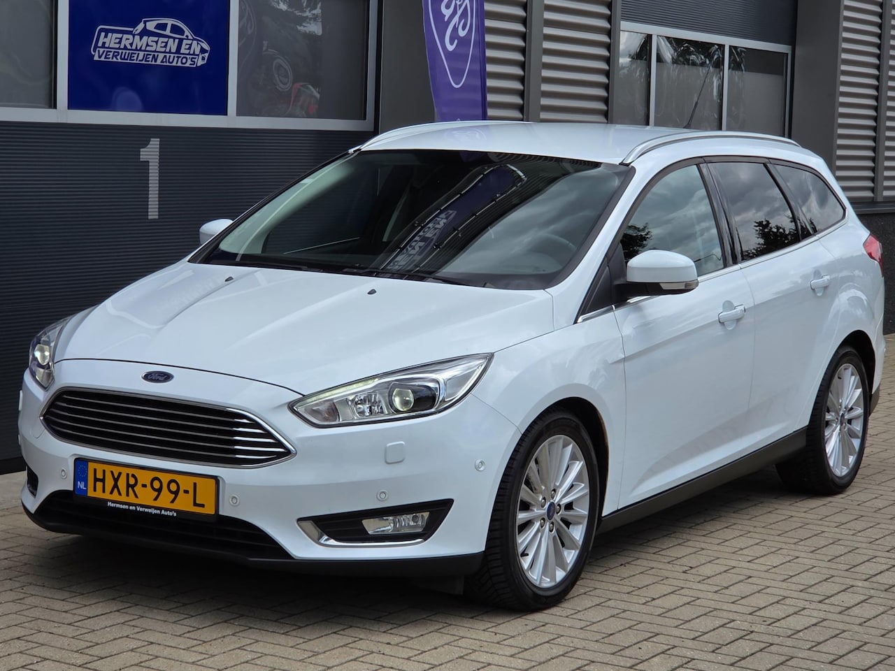 Ford Focus Wagon - 1.0 EcoBoost 125pk Titanium automaat! - AutoWereld.nl