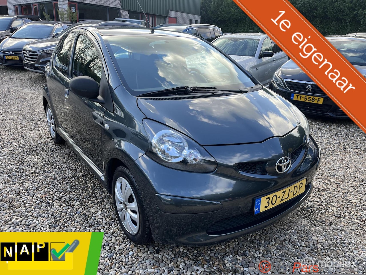 Toyota Aygo - 1.0-12V,5drs,nieuwe apk,1e eigenaar! - AutoWereld.nl