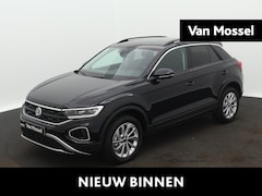 Volkswagen T-Roc - 1.5 TSI Life Edition 150PK | Automaat | Multimedia Pakket | Achteruitrijcamera | Privacy G