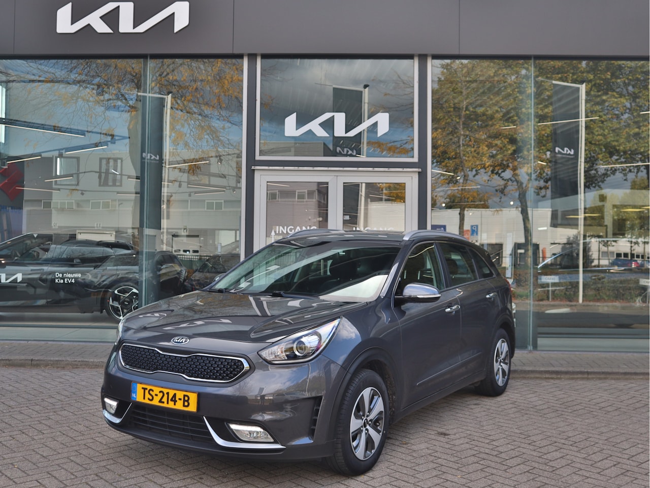 Kia Niro - 1.6 GDi Hybrid DynamicLine | Airco | CarPlay | Camera | Navigatie | Tot 10Jr. Kia Garantie - AutoWereld.nl