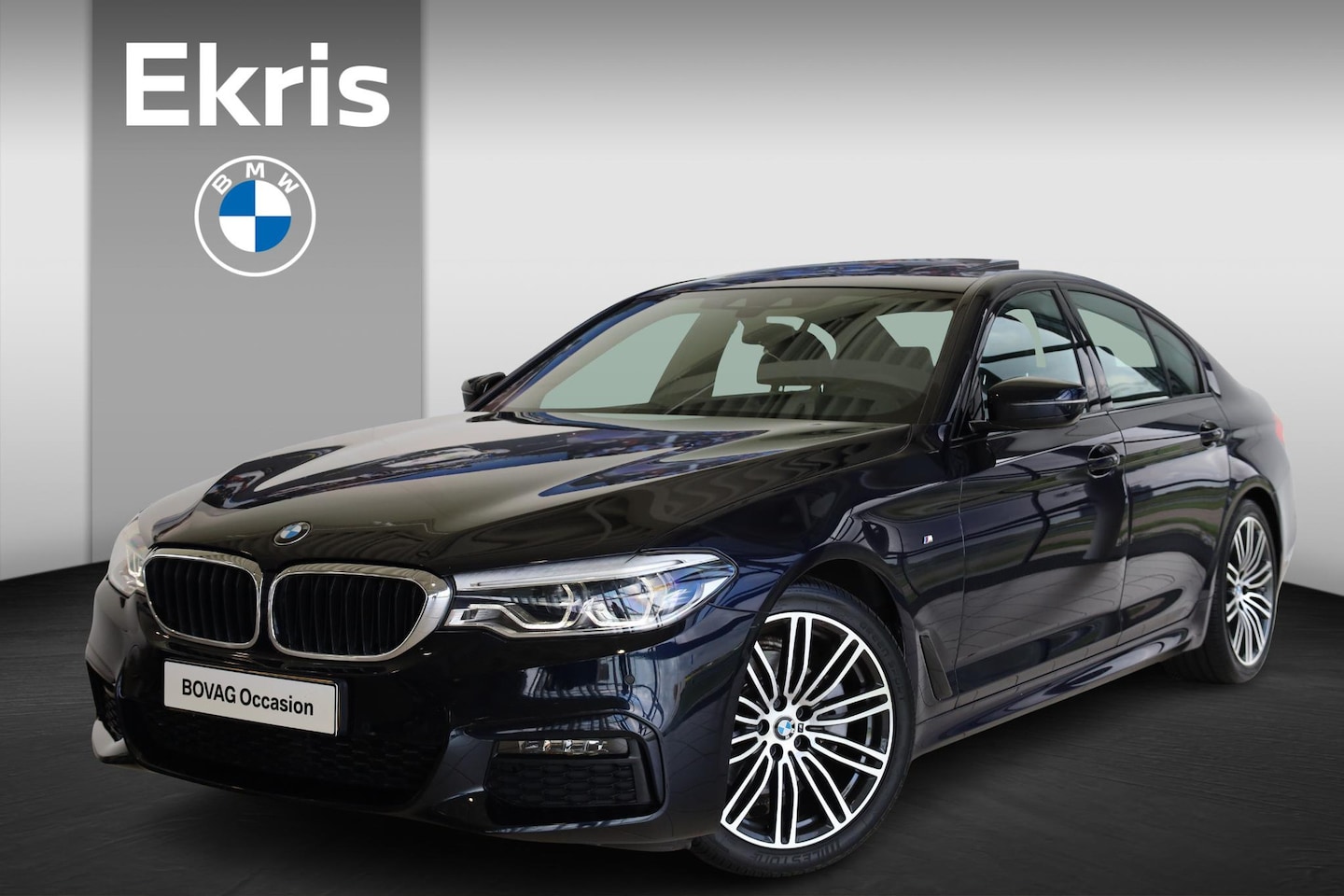 BMW 5-serie - Sedan 520i | M Sportpakket | Park Assistant Pack | Parking Pack | Audio Media Pack - AutoWereld.nl