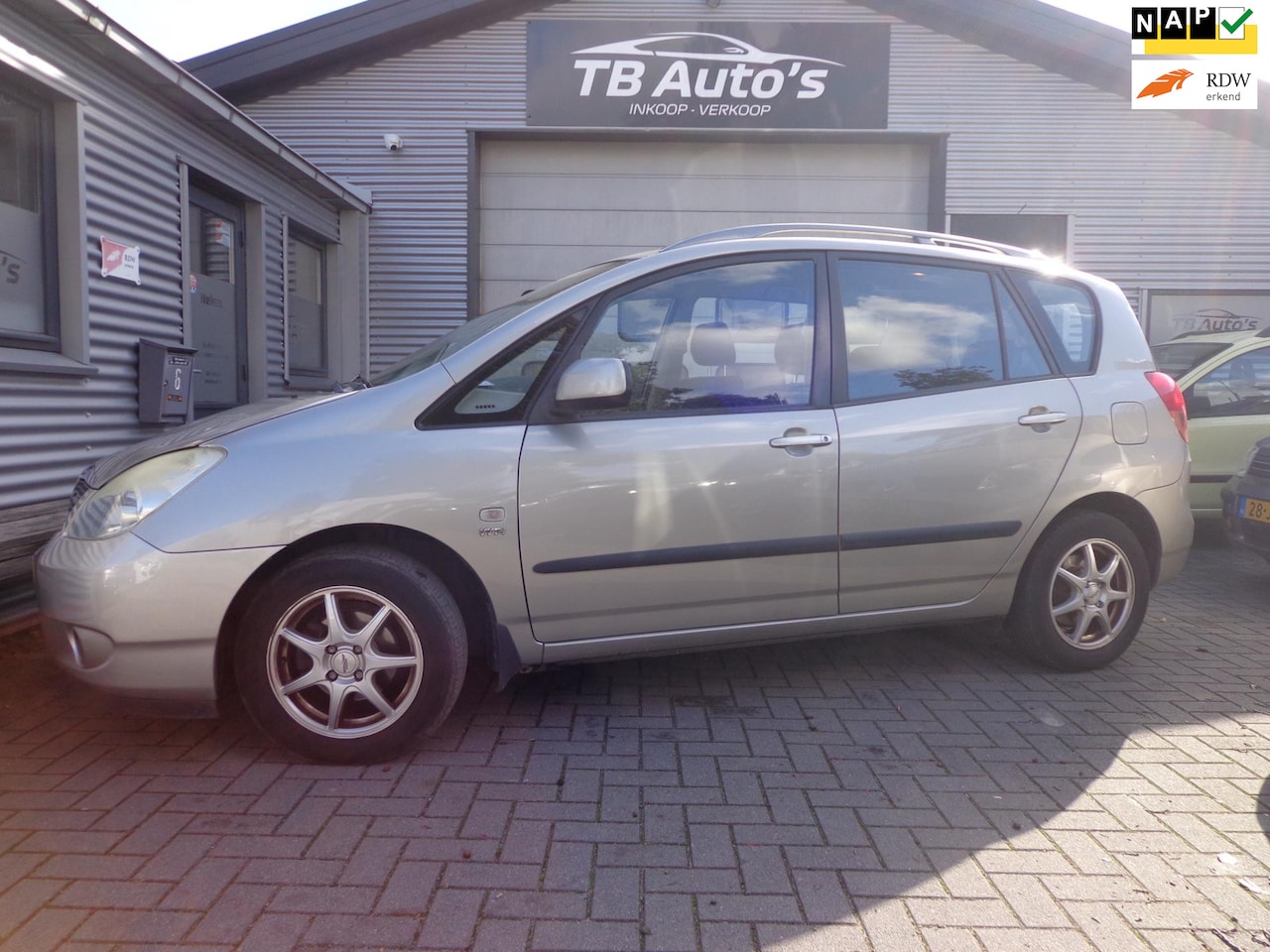 Toyota Corolla Verso - 1.6 VVT-i Linea Terra ! AIRCO ! - AutoWereld.nl
