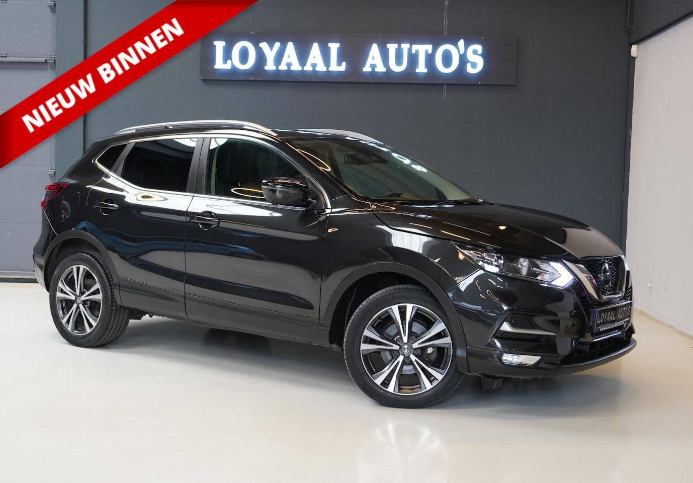 Nissan Qashqai - 1.2 Tekna | NAVI | CRUISE | AIRCO | PDC | PANODAK | APK. - AutoWereld.nl