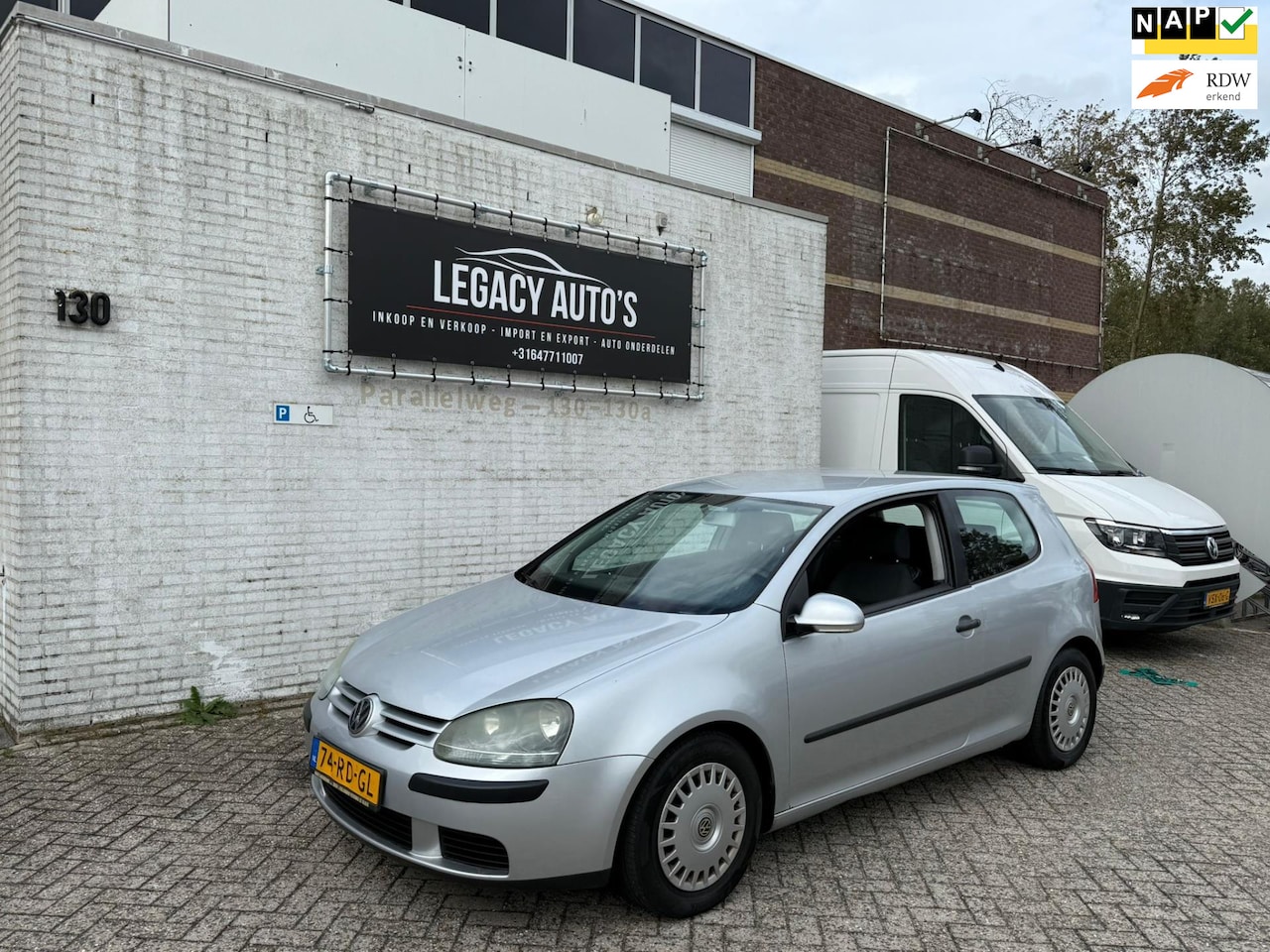Volkswagen Golf - 1.6 FSI Turijn - Airco - Cruise control - AutoWereld.nl
