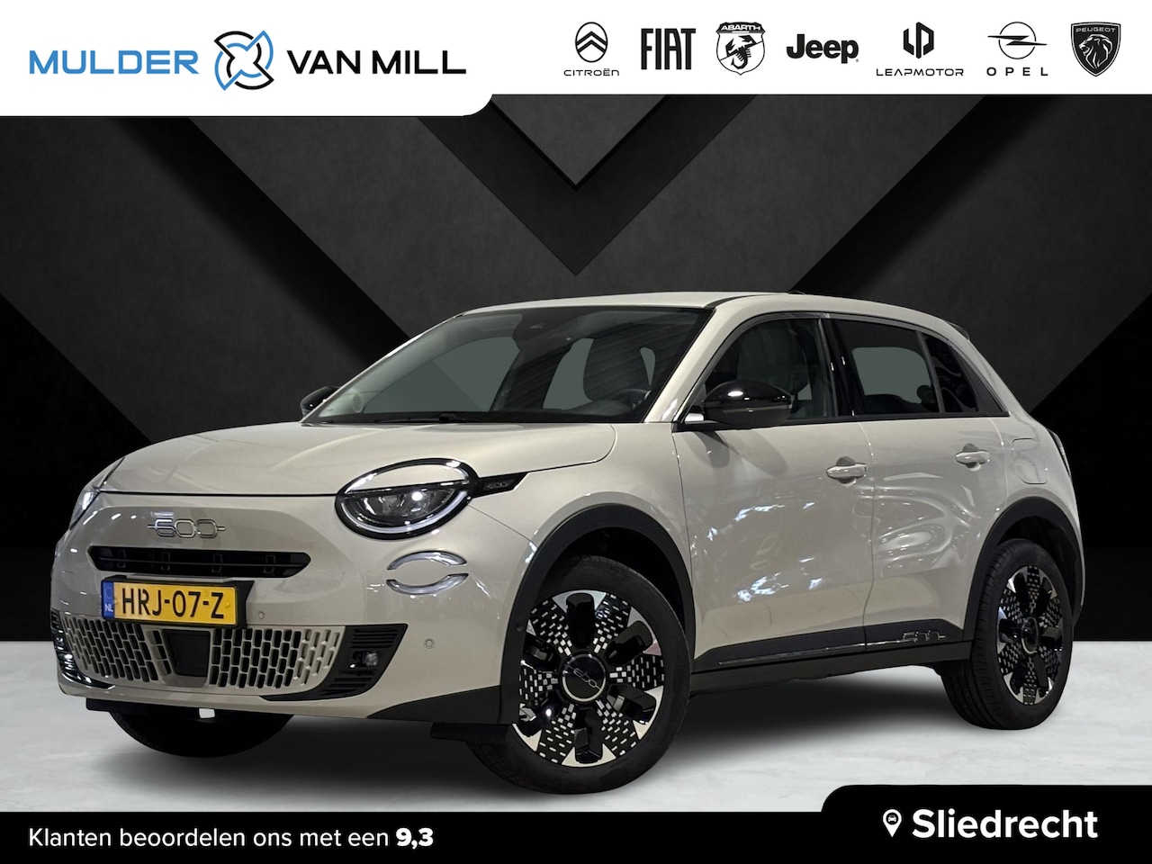Fiat 600 - La Prima 1.2 Hybrid 110 e-DSC6 | ELEKTR. A.KLEP | NAVI | CAMERA | LED KOPLAMPEN | DAB+ | A - AutoWereld.nl