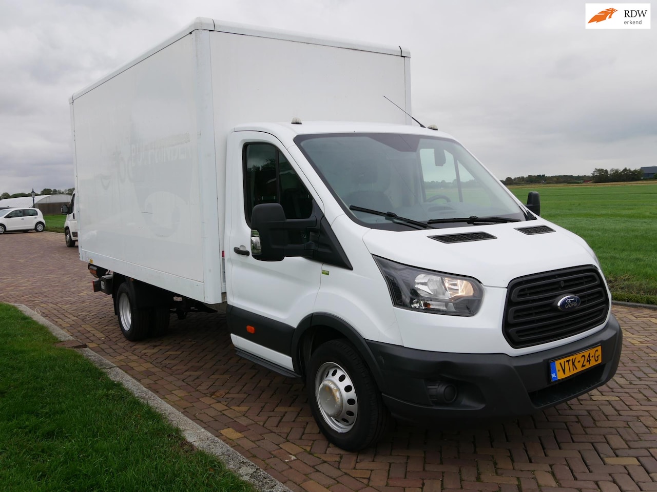 Ford Transit - 350 2.0 TDCI L3H1 BAKWAGEN 96kW AC 3-SEATS ** 10999 EX BTW ** - AutoWereld.nl