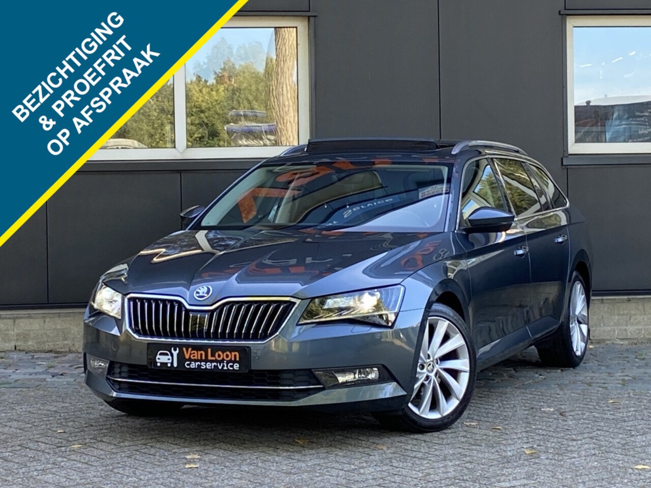 Skoda Superb Combi - 1.4TSI Bns/Elek Panoramadak/18" lichtmetaal/NAvi/Apple Carplay/ - AutoWereld.nl
