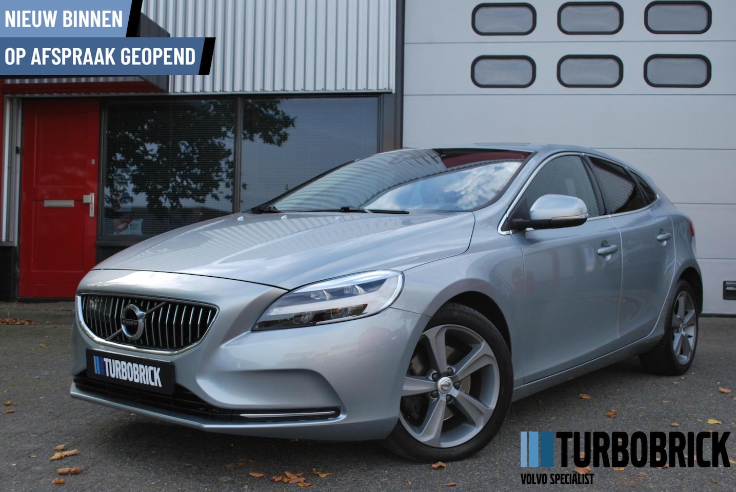 Volvo V40 - 2.0 T2 Inscription 2.0 T2 Inscription - AutoWereld.nl