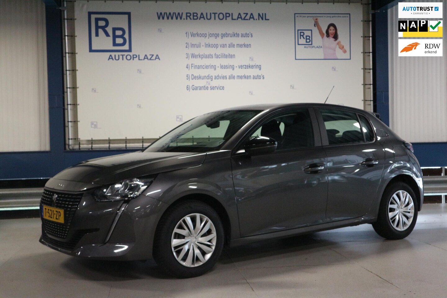 Peugeot 208 - 1.2 PureTech Active CARPLAY/ 12 MAANDEN GARANTIE/ NAP - AutoWereld.nl