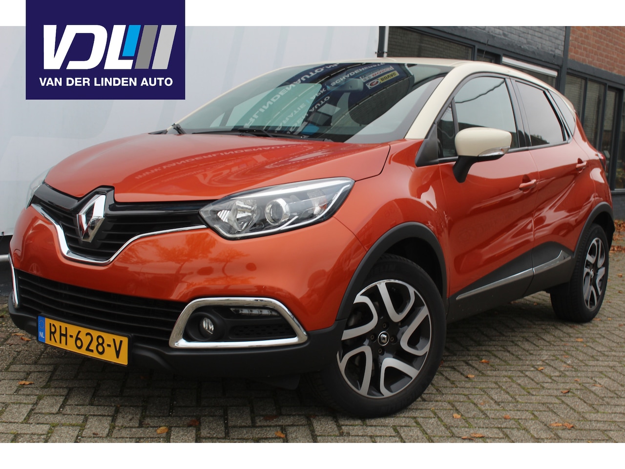 Renault Captur - 1.2 TCe Dynamique Cruise control l Keyless l Airco l Navigatie l Achteruitrij camera l Par - AutoWereld.nl