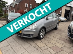 Volkswagen Polo - 1.6-16V Optive AUTOMAAT/CLIMATRONIC/PDC/CRUISE CONTROLE/