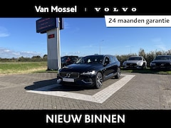 Volvo V60 - 2.0 T6 Plug-in hybrid AWD Essential Bright | Navigatie | Wegklapbare trekhaak | Climate co