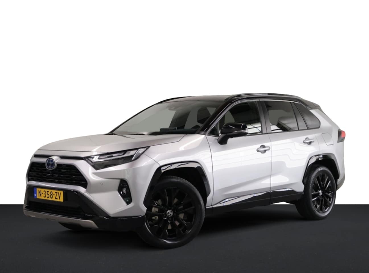 Toyota RAV4 - 2.5 Hybrid AWD Bi-Tone NL auto Trekhaak - AutoWereld.nl