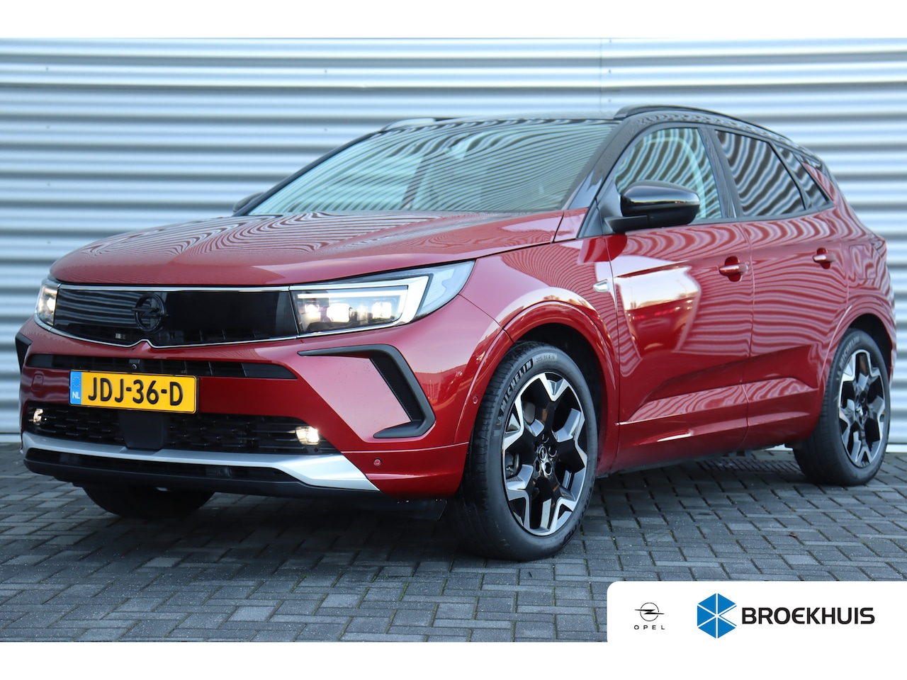 Opel Grandland - 1.6 TURBO HYBRID 4X4 300PK LEVEL 4 ULTIMATE AUTOMAAT / NAVI / LEDER / CLIMA / LED / PDC / - AutoWereld.nl