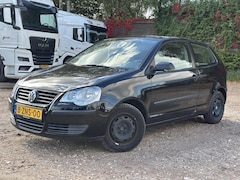 Volkswagen Polo - 1.2-12V Trendline
