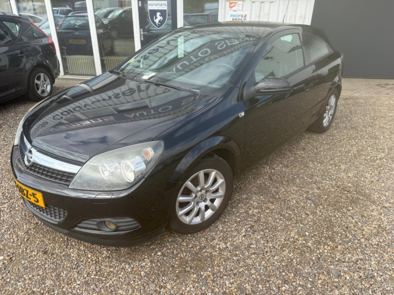 Opel Astra GTC - 1.8 Business 1.8 Business - AutoWereld.nl