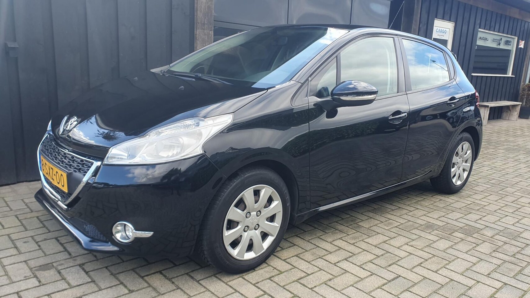 Peugeot 208 - 1.0 VTi Blue Lease *LEES TEKST* - AutoWereld.nl