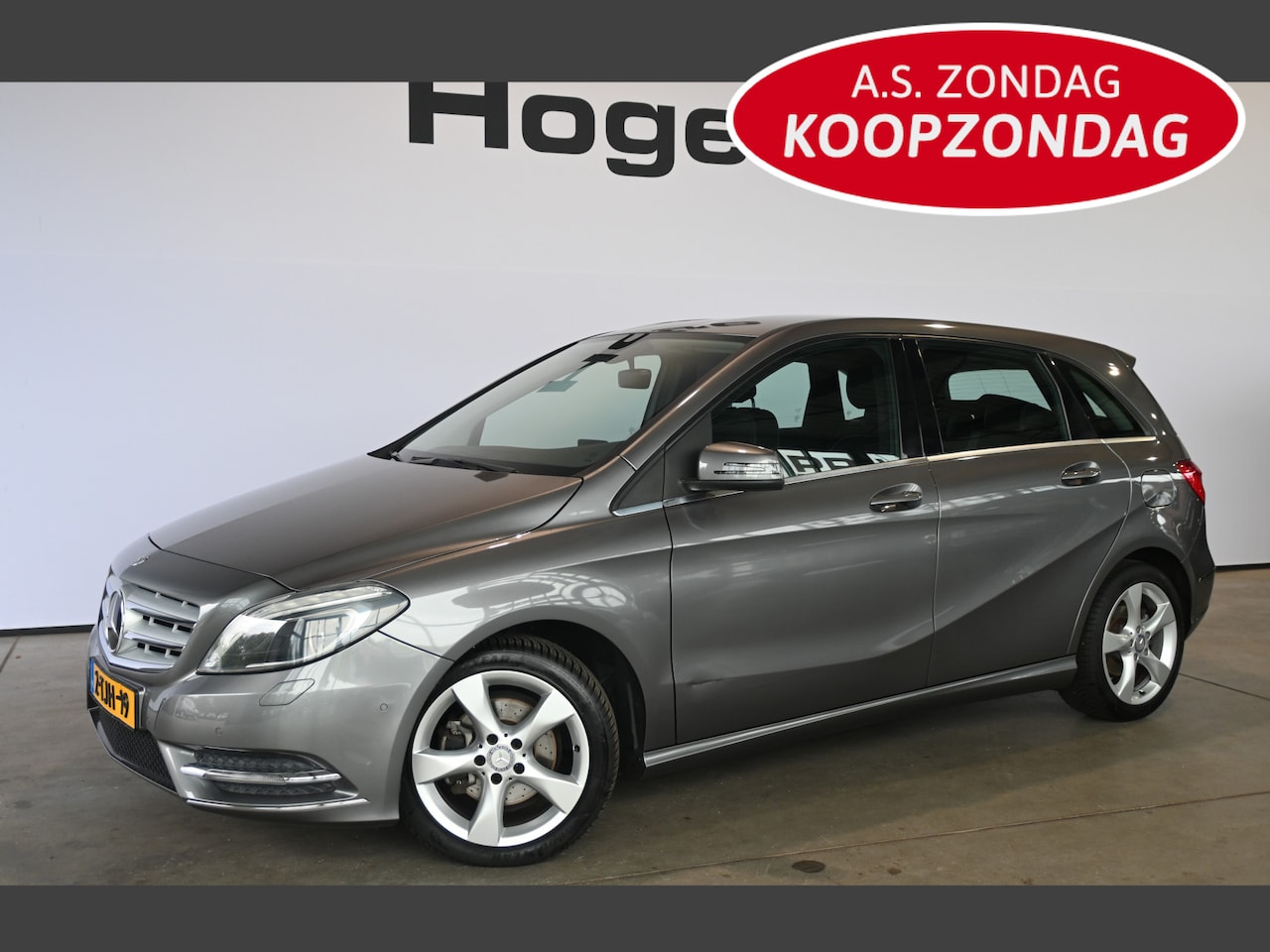Mercedes-Benz B-klasse - 200 Ambition Automaat Ecc Navigatie 1e Eigenaar! Dealer Onderhouden! Inruil Mogelijk! - AutoWereld.nl