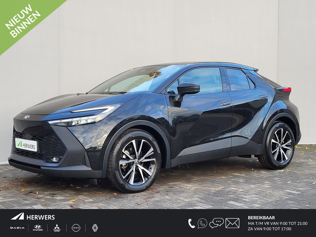 Toyota C-HR - 1.8 Hybrid 140 Dynamic Automaat / Tot 10 jaar garantie* / Navigatie / Android Auto / Apple - AutoWereld.nl