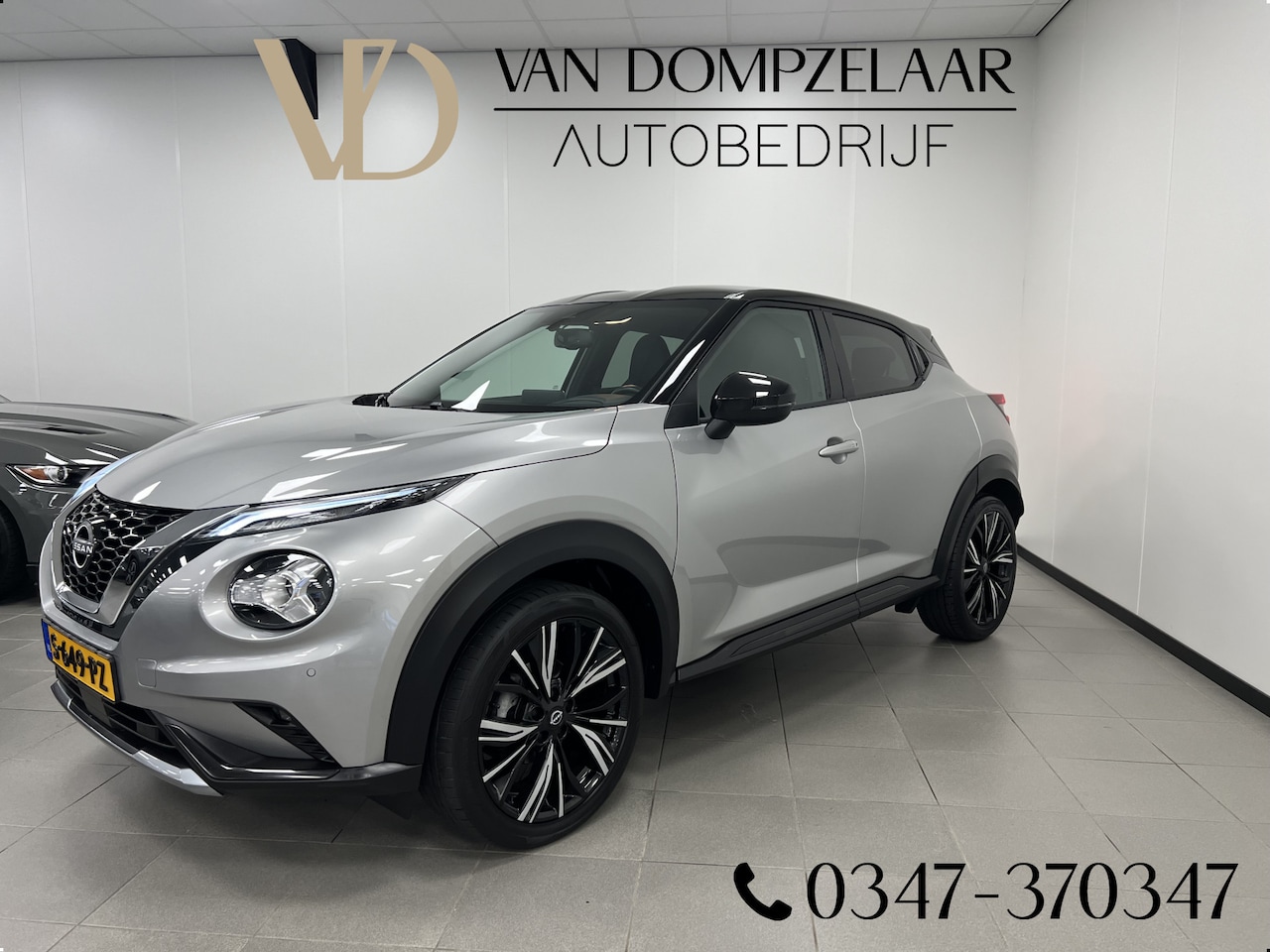 Nissan Juke - 1.0 DIG-T N-DESIGN / AUTOMAAT / NAVI / CAMERA / TREKH. / 19 INCH. / - AutoWereld.nl