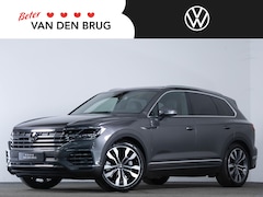 Volkswagen Touareg - 3.0 TSI 381 PK eHybrid 4MOTION Elegance | LED Matrix IQ | Luchtvering | Panoramadak | 360