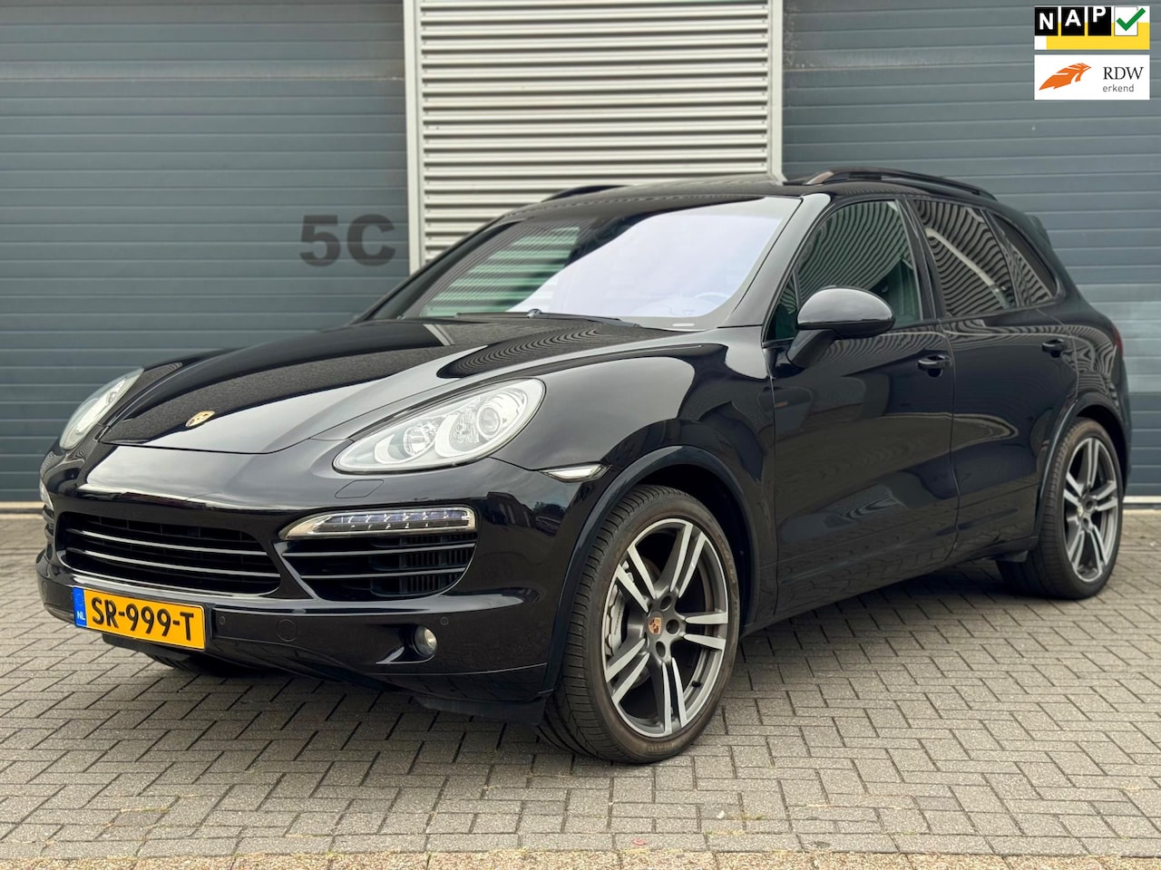 Porsche Cayenne - 4.2 D S V8 Pano/Leder/Memory - AutoWereld.nl
