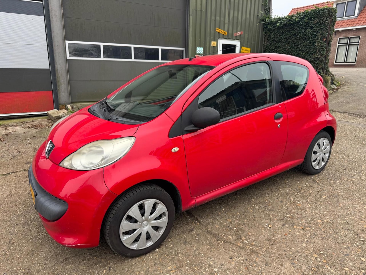 Peugeot 107 - 1.0-12V XR * GEEN APK* - AutoWereld.nl