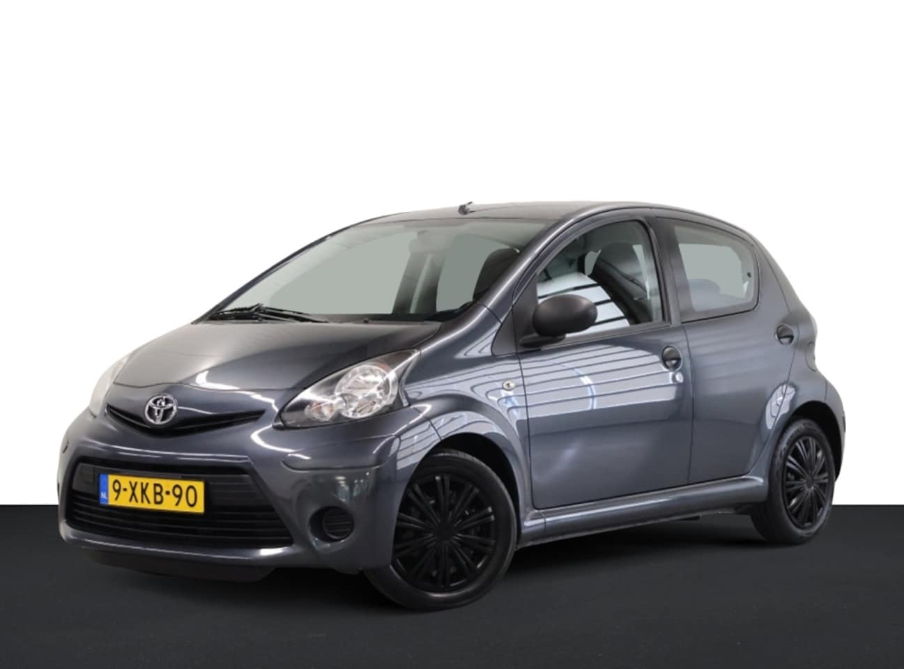 Toyota Aygo - 1.0 VVT-i Now 1.0 VVT-i Now - AutoWereld.nl