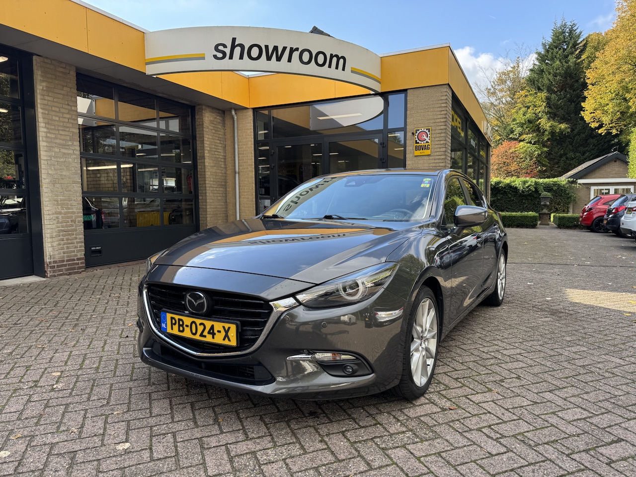 Mazda 3 - 2.2 SkyActiv-D 150 GT-M EXCL BPM €6600,- - AutoWereld.nl