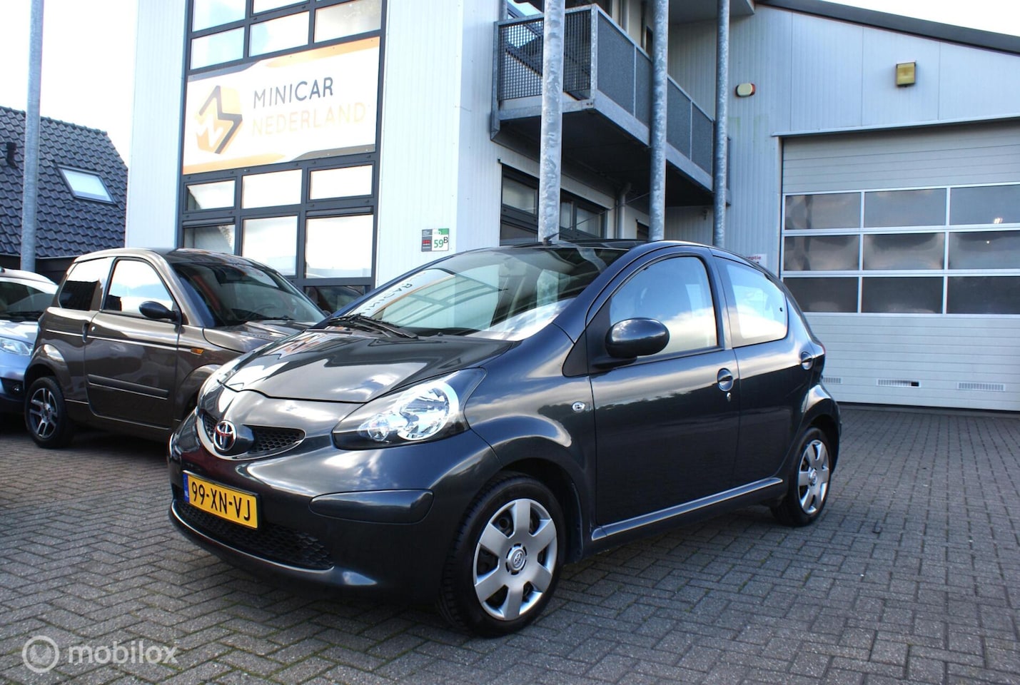 Toyota Aygo - 1.0 Automaat 1e eigenaar 5 deurs dealerhistorie - AutoWereld.nl