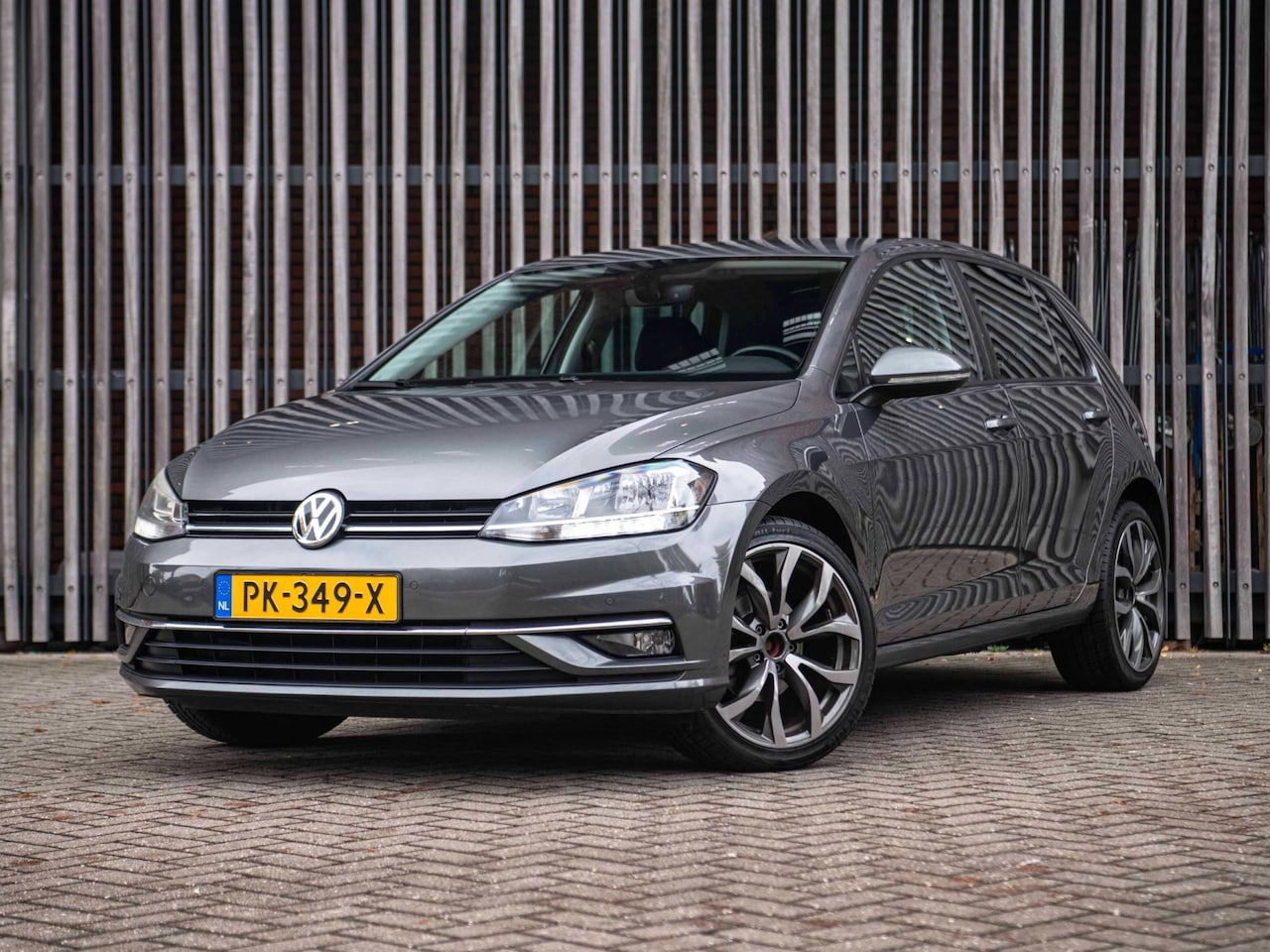 Volkswagen Golf - 1.0 TSi 110pk H6 Comfortline 5-DRS |NL-AUTO| Gr.Navi|PDC|18''|ClimateControl|ACC| - AutoWereld.nl